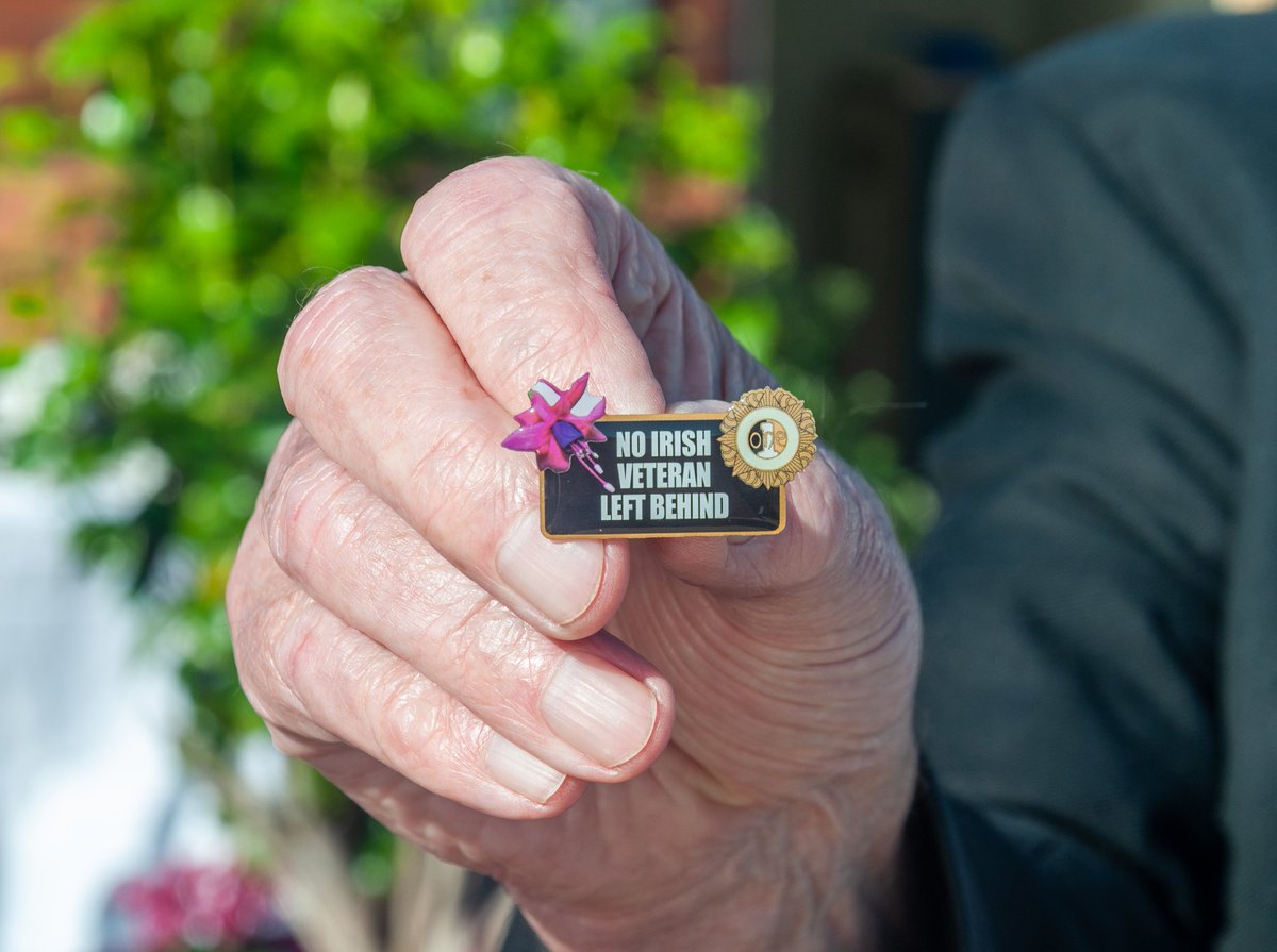 defenceforces's tweet image. Today @DF_COS, Lt General Seán Clancy with President of O.N.E Mr. Diarmuid Higgins launched @OneFuchsia Veterans Charity&apos;s, 24/7 Mental Health Support service for Veterans in association with Laya Healthcare, Spectrum and generously funded by Leopardstown Park Hospital Trust