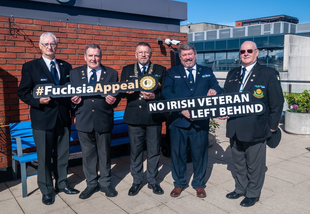defenceforces's tweet image. Today @DF_COS, Lt General Seán Clancy with President of O.N.E Mr. Diarmuid Higgins launched @OneFuchsia Veterans Charity&apos;s, 24/7 Mental Health Support service for Veterans in association with Laya Healthcare, Spectrum and generously funded by Leopardstown Park Hospital Trust
