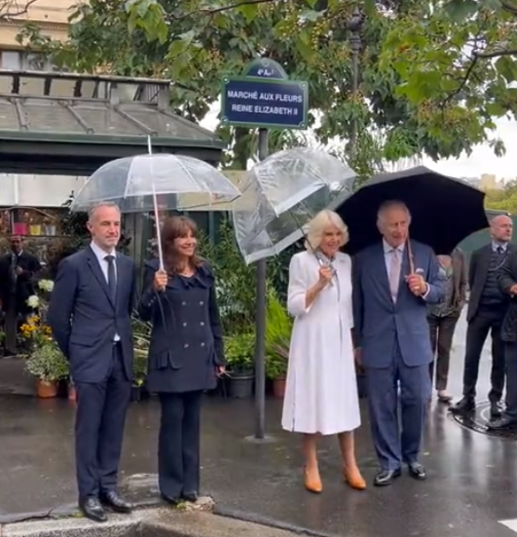 The King and Queen have visited the flower market named in honour of Queen Elizabeth II in 2014 #RoyalVisitFrance