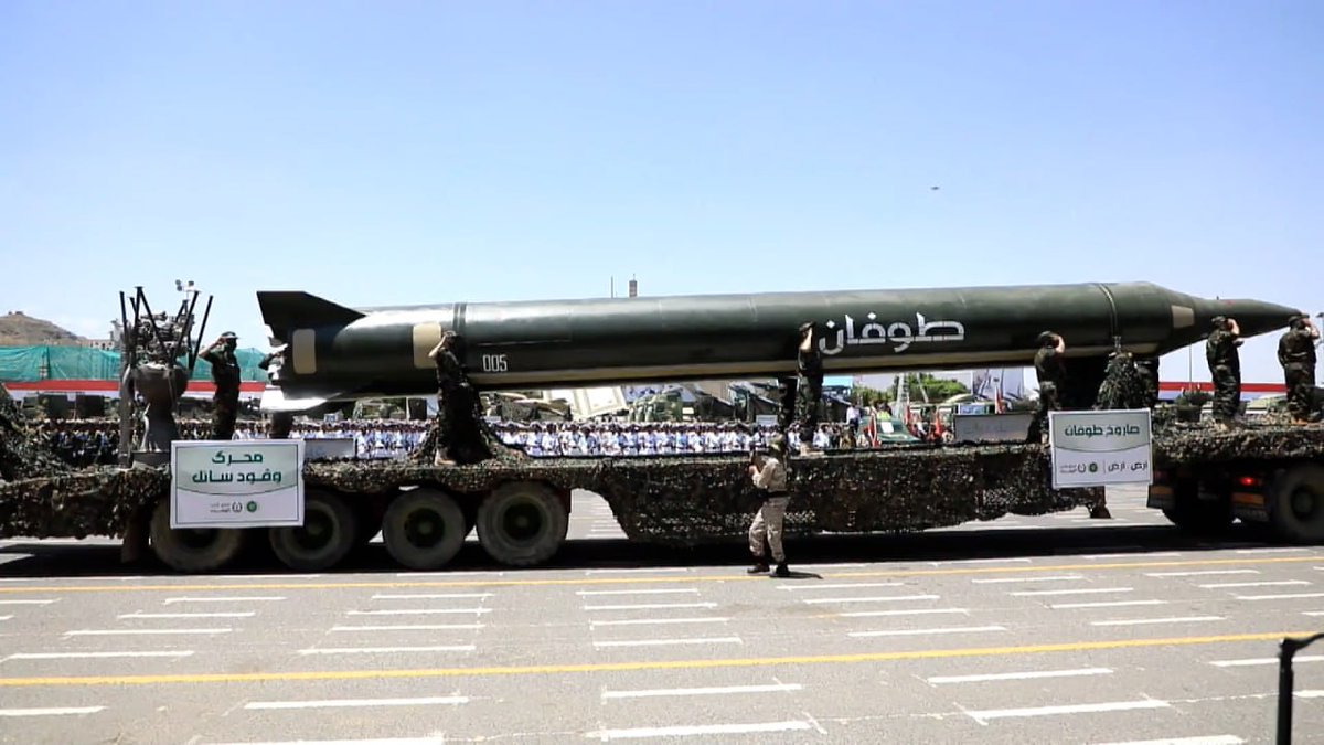 BashaReport's tweet photo. #Houthi parade ended with a flyover by an F-5 jet and a showcase of the #طوفان Typhoon Long Range Ballistic Missile #LRBM, reportedly tested on a remote #Yemeni island. These, alongside new cruise missiles and long-range armed drones, pose significant threats to #Saudi and #UAE. https://t.co/BJzWrJ1iwH