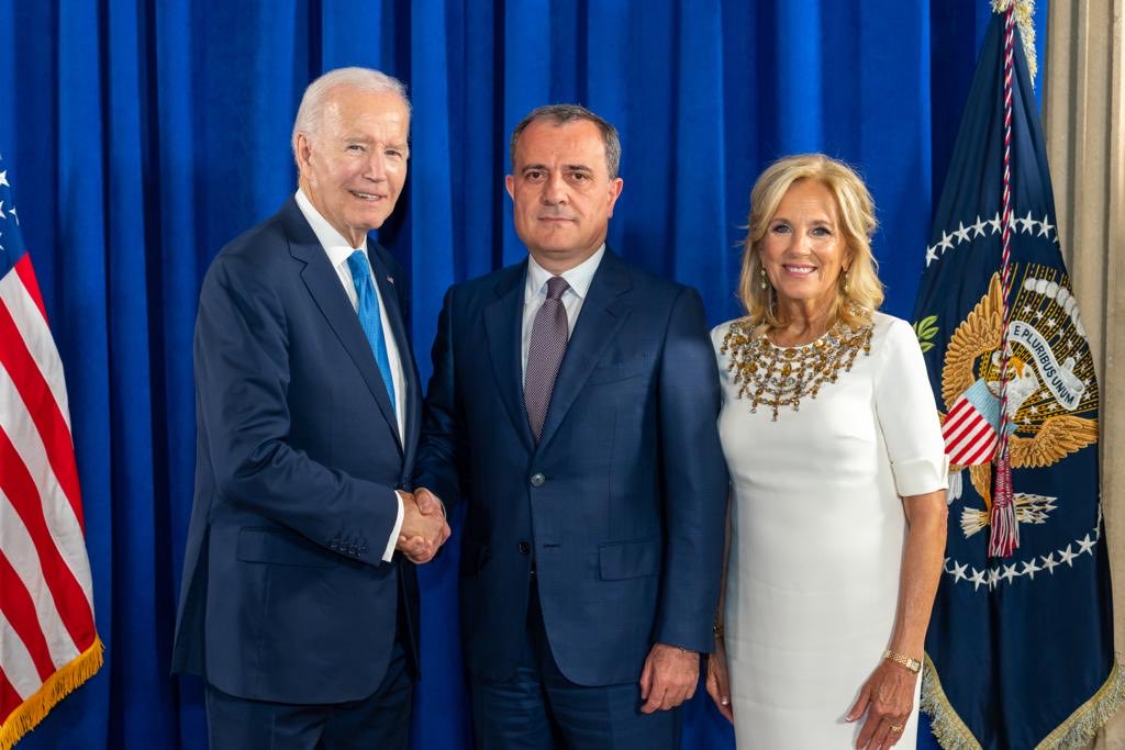 Bayramov_Jeyhun's tweet photo. Delighted to attend the official reception hosted by Honorable President Joe Biden @POTUS within the high-level week of the 78th session of United Nations General Assembly.

#UNGA2023. https://t.co/AAyyIygwUQ