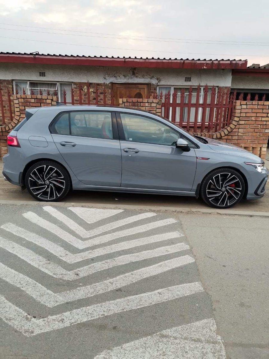 Veetra__'s tweet photo. Yoo people are heartless vehicle recovered stripped few hours after hijacking 💔 https://t.co/w2pwP5mSZa
