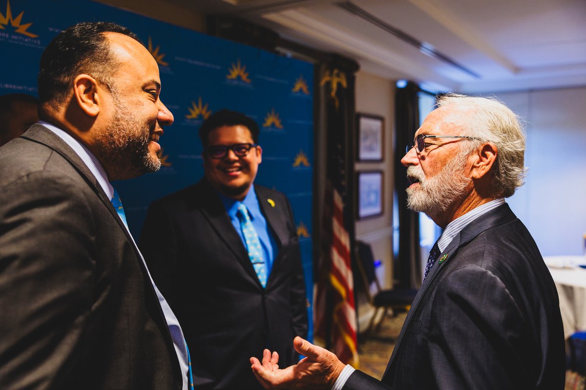 LIBREinitiative's tweet photo. Last week we went through the halls of Congress to advocate for common-sense solutions to issues affecting the Hispanic Community.
We were blessed to have over 200 meetings with Congressman and Senators from many of our great States!
#BeLIBRE #CapitalConnection https://t.co/daLTSIQ4gf