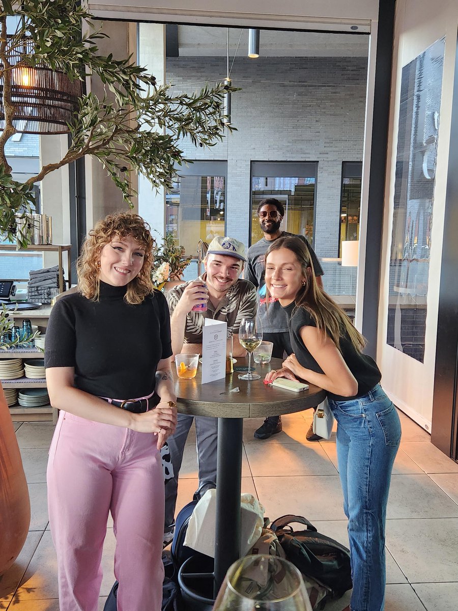 ncsolutions's tweet image. Let’s make a toast to #TeamNCS in Chicago 🥂enjoying good company and tasty beverages at a recent happy hour. It was so much fun, our friendly photo bomber wanted to get in on it 📸💣😂!

#teamworkmakesthedreamwork #NCStyle #team