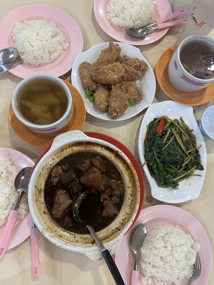 Gm. Here’s a reminder to shut down your com, get off your seat and have a proper meal. 

Spend time with those that matters, even if it’s for a meal. It go a long way.