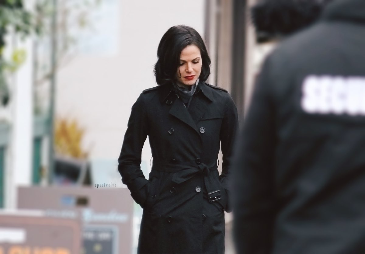 excuse me why are you so beautiful gorgeous attractive cutie pretty precious !?? 😭😭💖💖