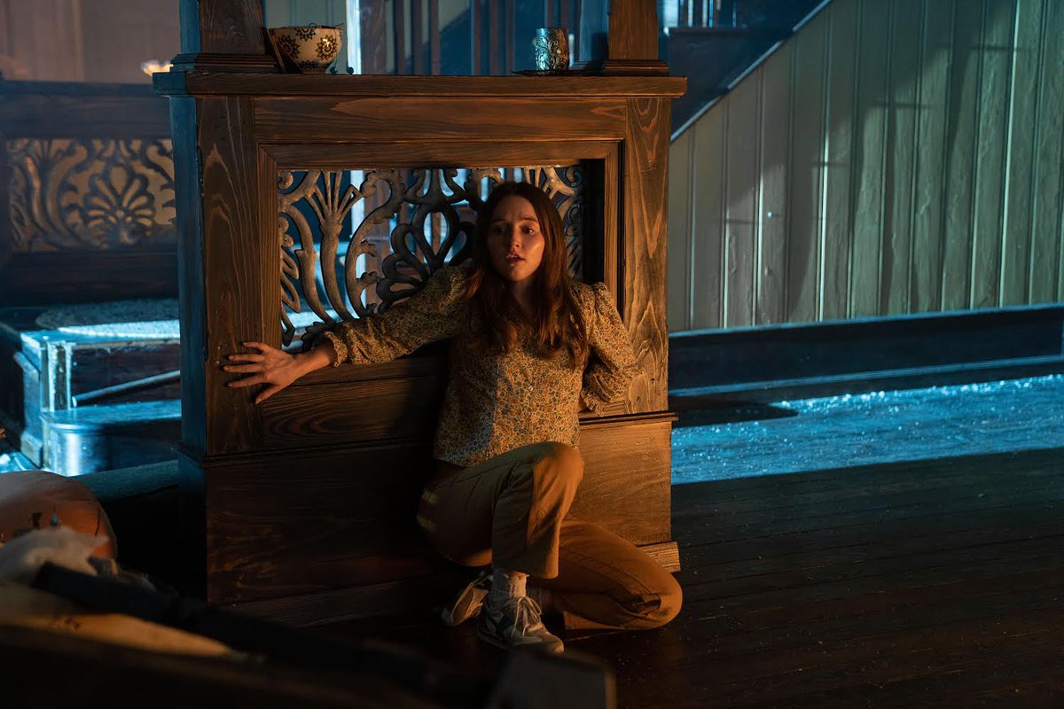 Kaitlyn Dever delivers one of this year’s best performances in NO ONE WILL SAVE YOU. Catch it on Hulu September 22 (U.S.), Star+ (Latin America), Disney+ (everywhere else). First rate storytelling from Brian Duffield. Will def rewatch.