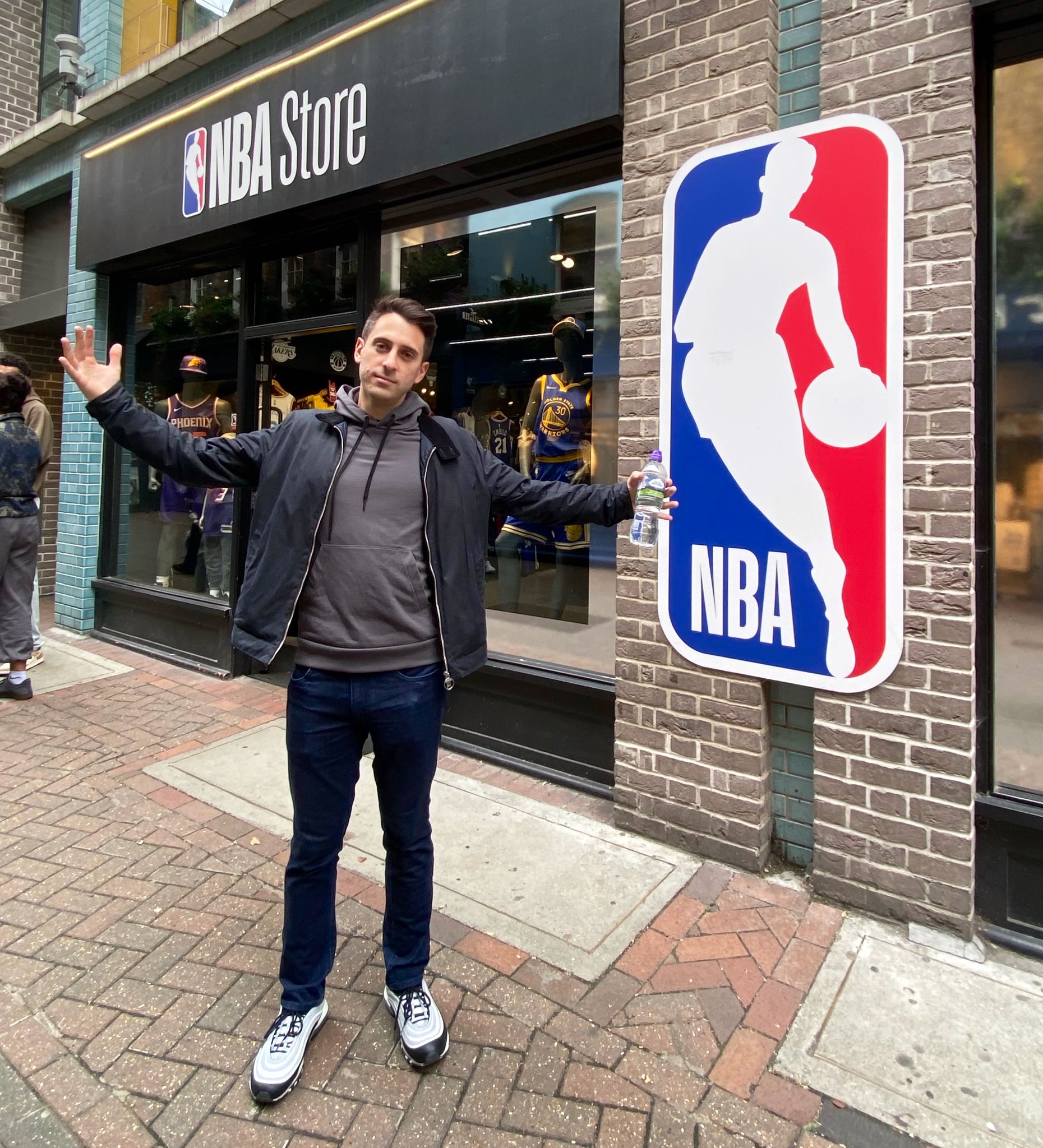 NBA Store New City NY