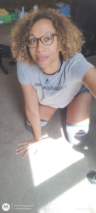 Will you play with me? ❤️❤️❤️ https://t.co/nBvueOxspL