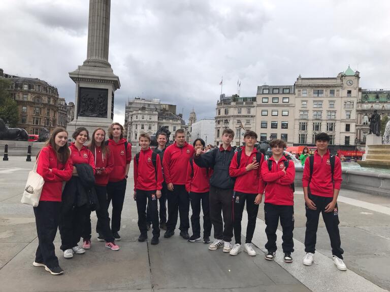 Kingston Grammar (@kgs1561) on Twitter photo Nothing beats spending quality time with your classmates while discovering the wonders of #London. Our students had a fantastic #BondingDay today😊#MoreThanJustASixthForm #ThisIsKGS <a href="/KGS_SixthForm/">Sixth Form | Kingston Grammar School</a> @KGSheadmaster <a href="/HMC_Org/">HMC (The Heads' Conference)</a> Nothing beats spending quality time with your classmates while discovering the wonders of #London. Our students had a fantastic #BondingDay today😊#MoreThanJustASixthForm #ThisIsKGS <a href="/KGS_SixthForm/">Sixth Form | Kingston Grammar School</a> @KGSheadmaster <a href="/HMC_Org/">HMC (The Heads' Conference)</a>
