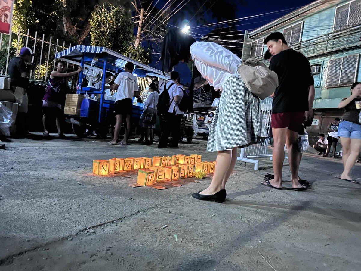 altermidya's tweet photo. PHOTOS: Cagayan Valley socio-civic groups gathered earlier today to commemorate the 51st year since thebdeclaration of Martial Law. They vow that the people of the North will always remember and continue to resist state-led violations of human rights.

📸: Kabataan Partylist Tuguegarao and Kabataan Partylist Santiago City