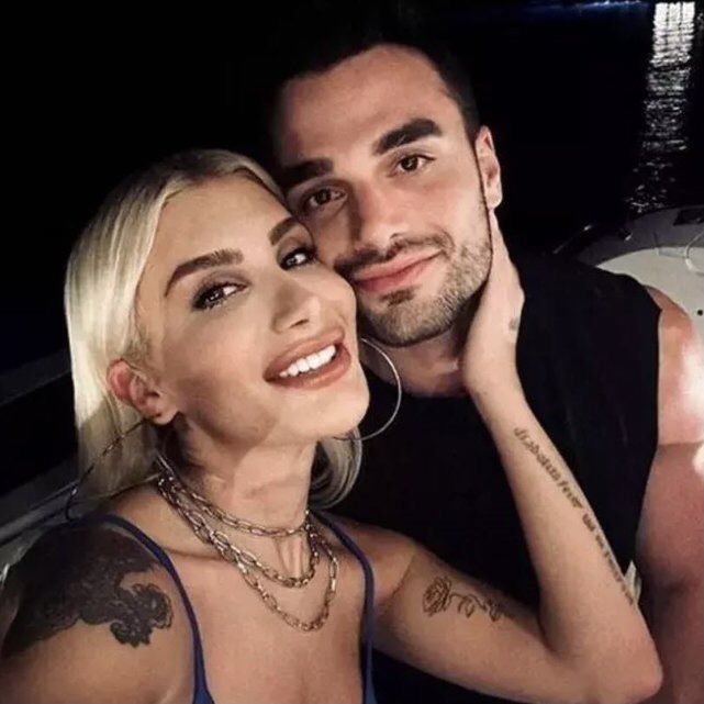 İrem Derici, Atakan Işıktutan'la ayrılıkları hakkında konuştu: "Genelde benim ilişkilerim kavga ve gürültü ile bitiyor. Ben bu sefer böyle olsun istemedim çünkü çok değerliydi benim için. Hala da öyle. Onun iyiliği benim için çok önemli."