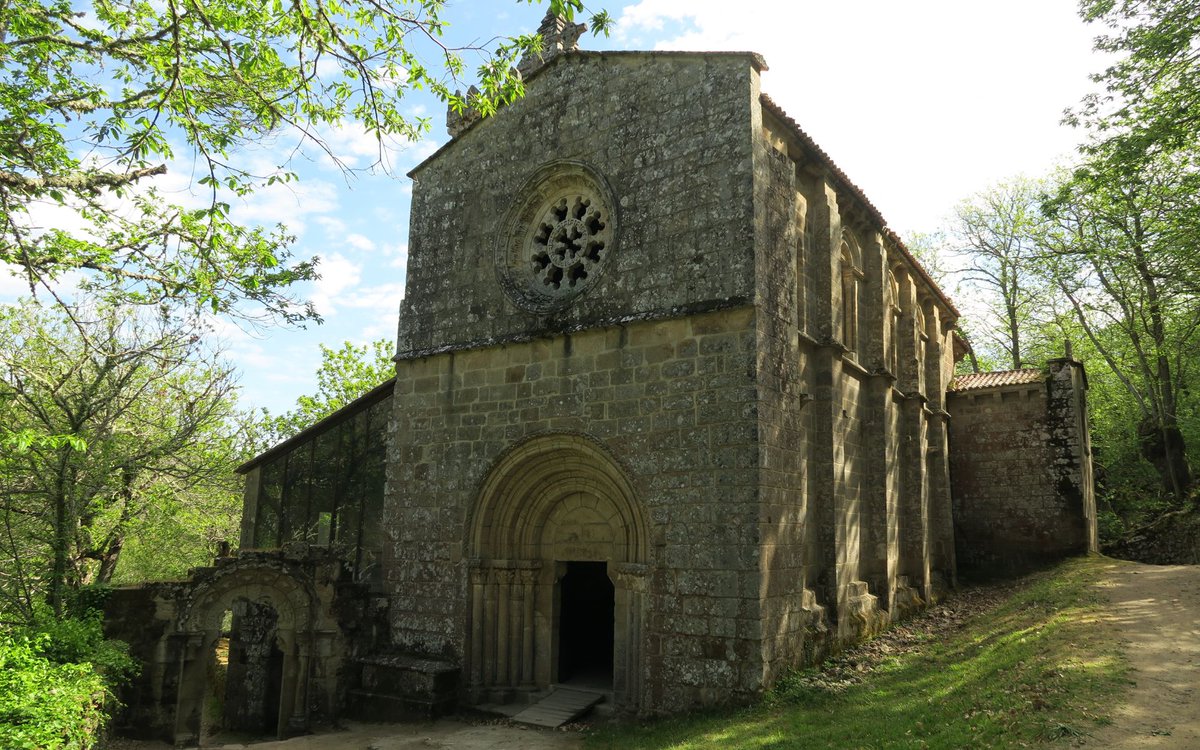 ¡Extra! ¡Extra! Este otoño volvemos a #Galicia para recorrer la #RibeiraSacra. Será del 14 al 18 de noviembre. Descubre con nosotros algunos de los mejores ejemplos del #románico gallego en "el bosque sagrado". Más detalles aquí 👉 culturviajes.org/tour/ribeira-s…