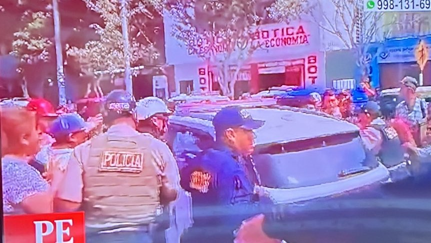 VeroLinaresC's tweet photo. Leon Briceño de 25 años tenía secuestrada a una menor de 13 años. La violaba, grababa y vendía el material. Y en Piura un sujeto de 45 años fue detenido por violar a sus sobrinas, grabar el acto y venderlo a plataforma de pronografía infantil. Policía de Estados Unidos hizo el seguimiento.