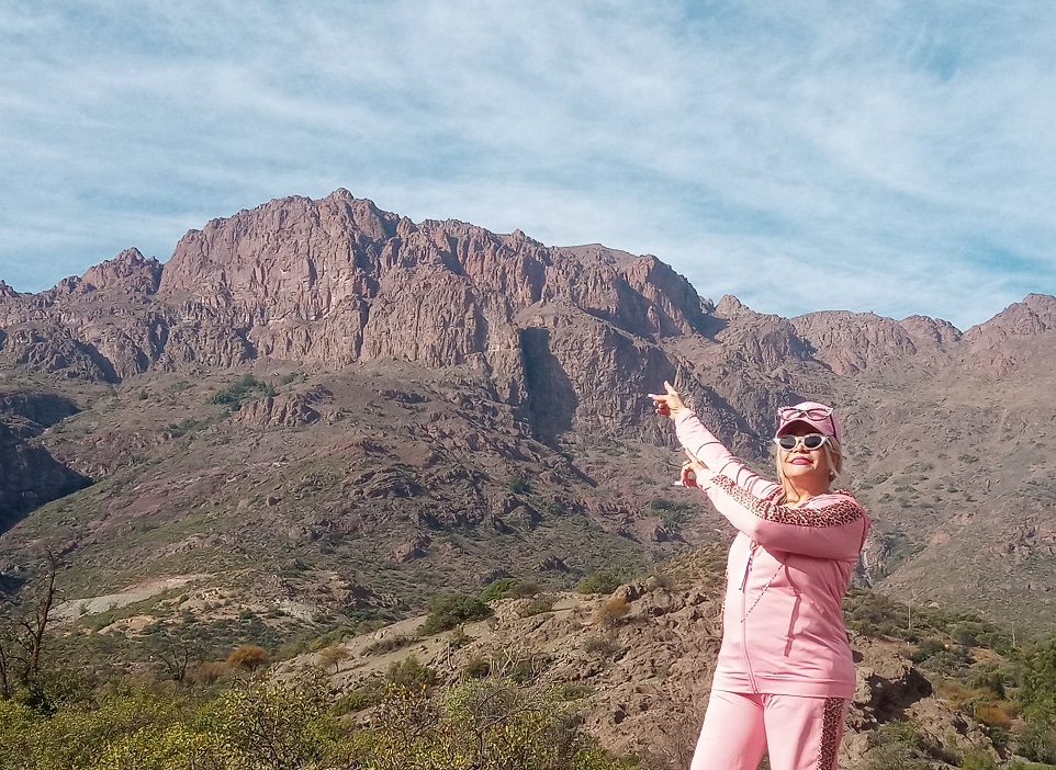 La estrella internacional de la salsa, <a href="/YolandaDuke/">Yolanda Duke</a>, pasó las fiestas patrias de Chile en la comuna de Salamanca. El momento coincidió con el lanzamiento de su video "Ya no vives en mi", que ya se encuentra en los primeros lugares de los ranking latinos. <a href="/biobio/">BioBioChile</a> <a href="/adnradiochile/">Radio ADN</a>