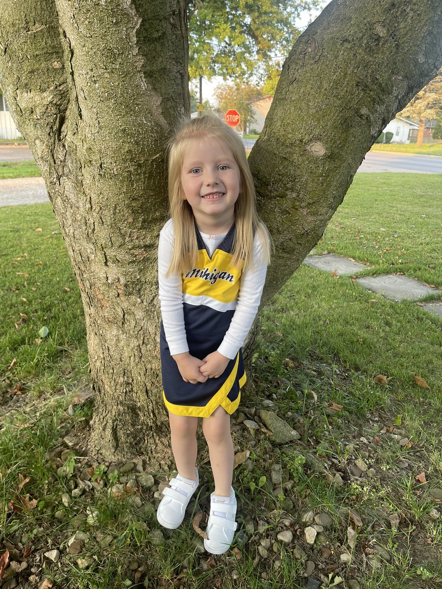 Aaron Lee tweet media