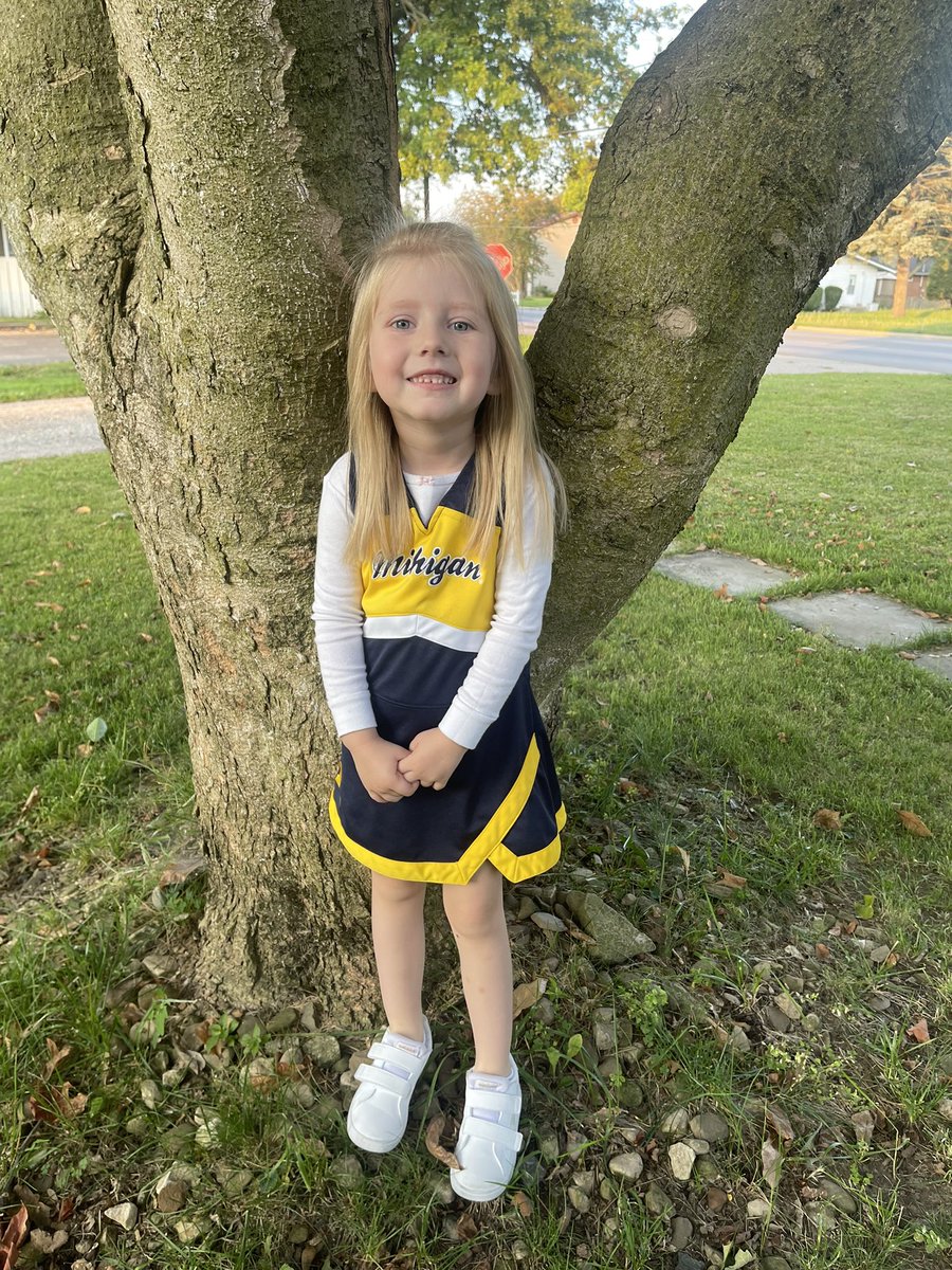 Aaron Lee tweet media