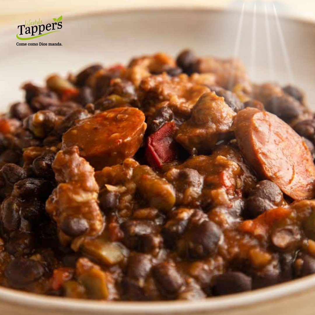 Feijoada... 🇵🇹

Como amantes que somos de nuestro vecino Portugal, nos empapamos de su gastronomía más tradicional y os presentamos esta feijoada o “fabada portuguesa”.

💰 10€ GRATIS en tu primer pedido.
.
.
.
#Tappers #feijoada #comidaadomicilio #recetassaludables