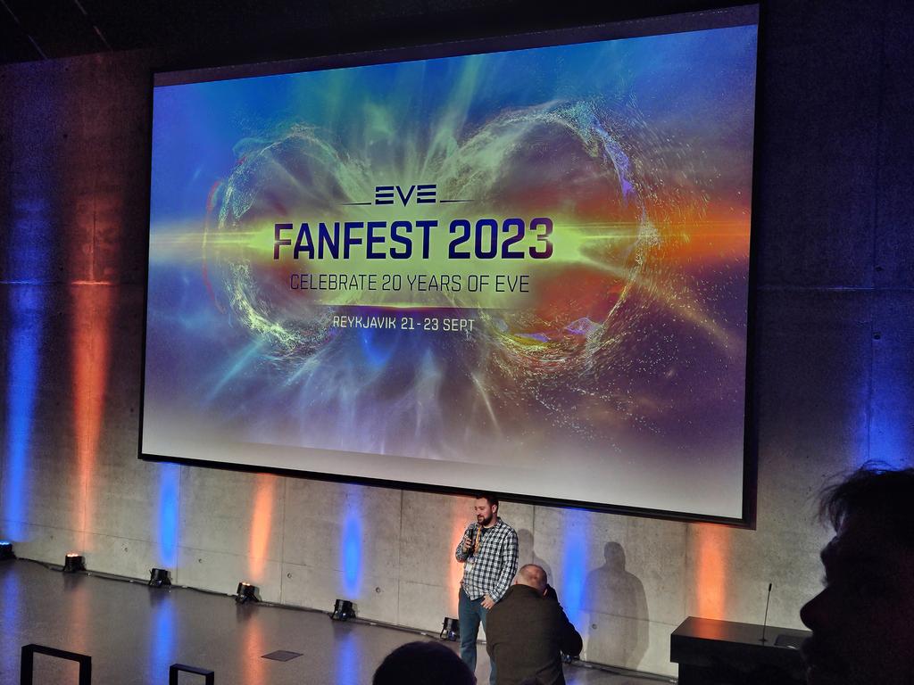 Bedlam_Escapees's tweet photo. At #EVEfanfest #tweetfleet #EVEOnline https://t.co/kAHXCCuLGC
