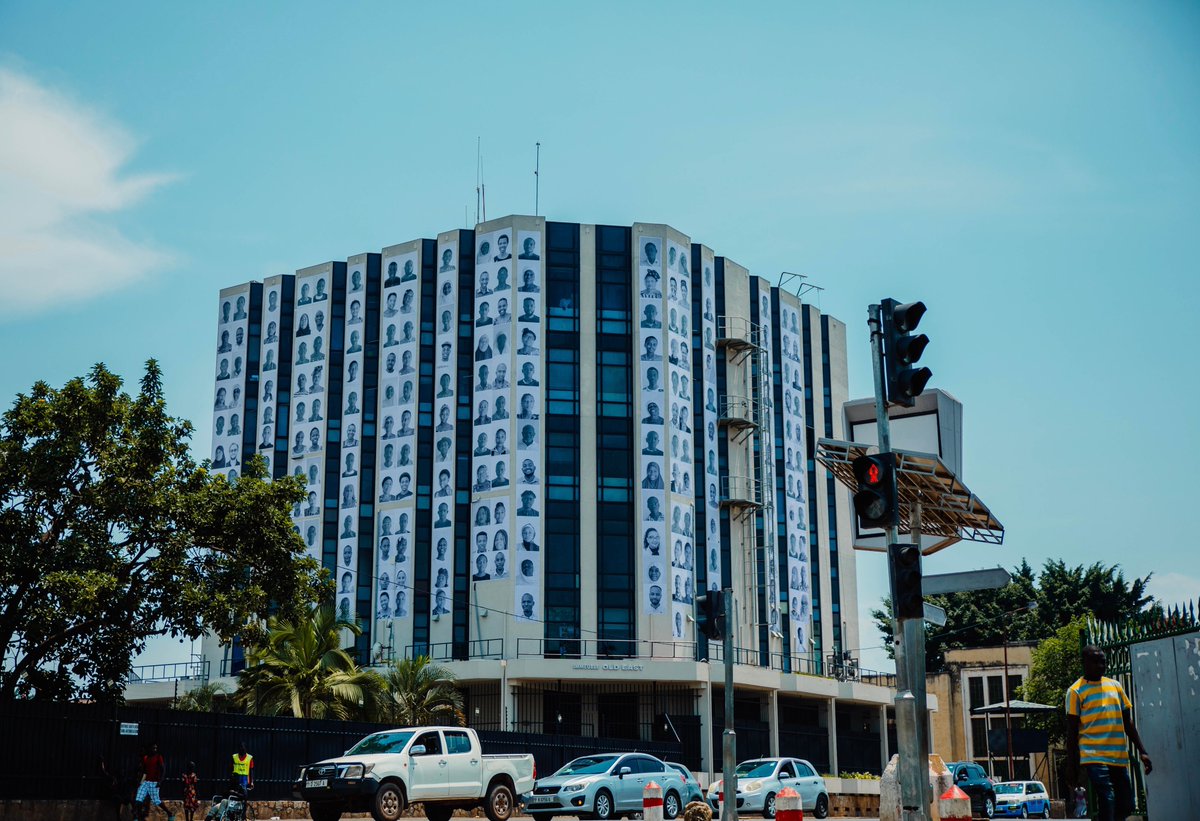 1/🥹🥳Des visages et des portraits de réfugiés congolais et rapatriés Burundais, en expo en plein centre-ville, prises par le photographe @JRart exprime le message de paix que @UEauBurundi adresse en cette #InternationalDayOfPeace🕊️ réaffirmant son attachement à un monde plus🤍