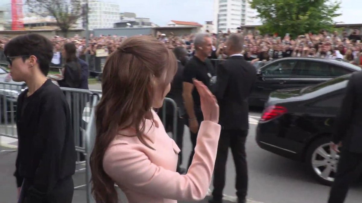 SANA AT MILAN FASHION WEEK #PRADAxSANA #SANAMFW #PRADASS24
<a href="/JYPETWICE/">TWICE</a>