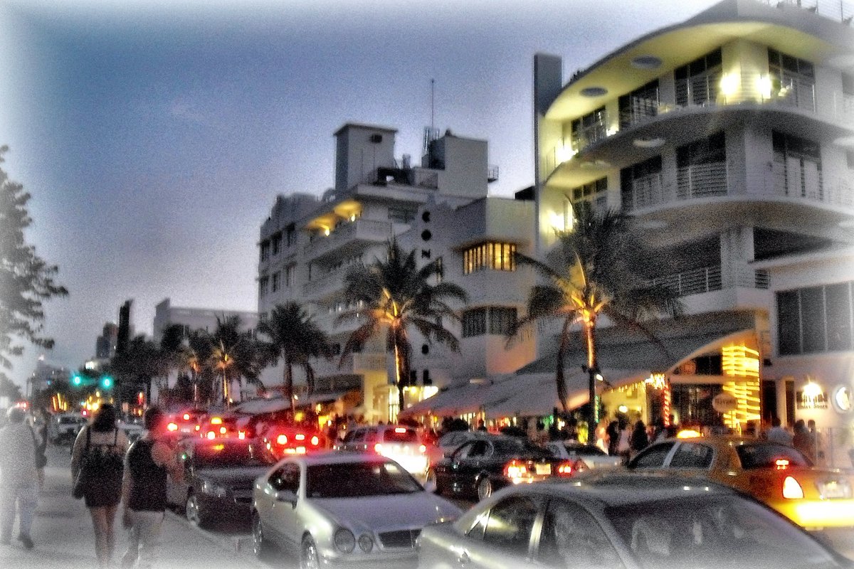 theoakleystudios (@theoakleystudi1) on Twitter photo 