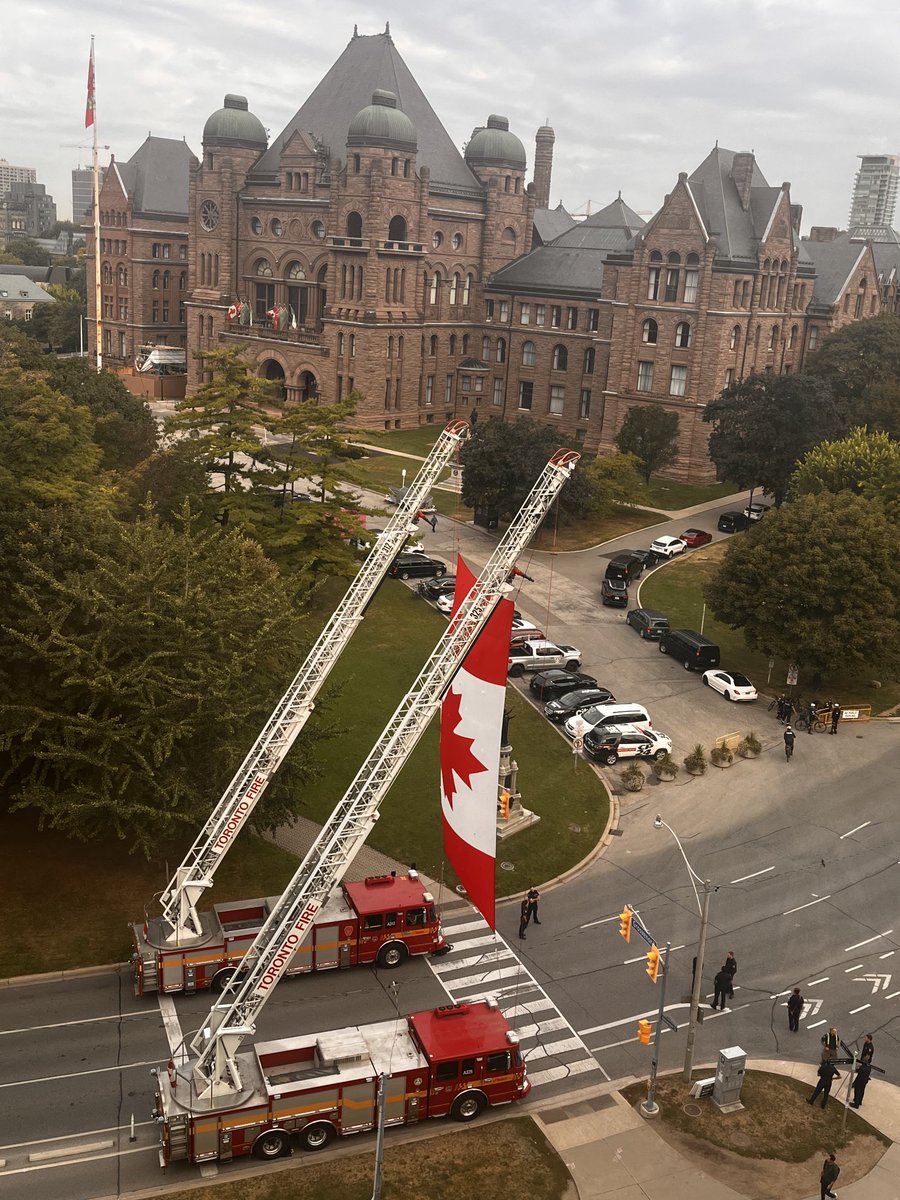Greg Orencsak (@orencsak) on Twitter photo Sharing some of the best views of Queen’s Park this morning looking out from <a href="/ONfinance/">Ministry of Finance</a>. Sharing some of the best views of Queen’s Park this morning looking out from <a href="/ONfinance/">Ministry of Finance</a>.