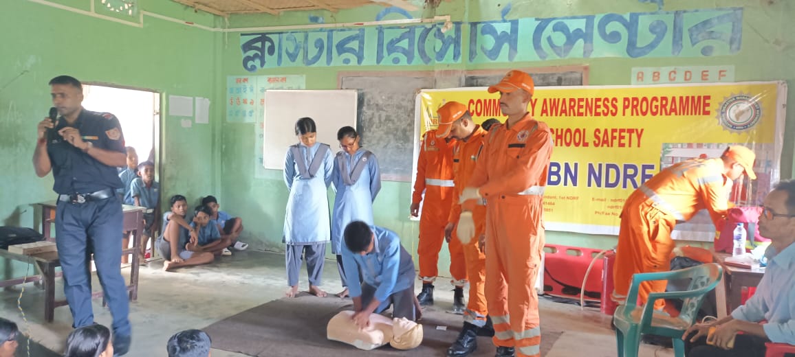 01NDRF's tweet photo. conducted #School_Safety_Programme on #Disaster_Management at #Ramguna CP H.S #School, #Pecharthal, #Kailashahar District- #Unakoti, #tripura
🇮🇳#आपदा_सेवा_सदैव_सर्वत्र
#Saving_lives_and_beyond
@NDRFHQ
@tripura_cmo
@ddnewsagartala https://t.co/HvRdFA5wB6
