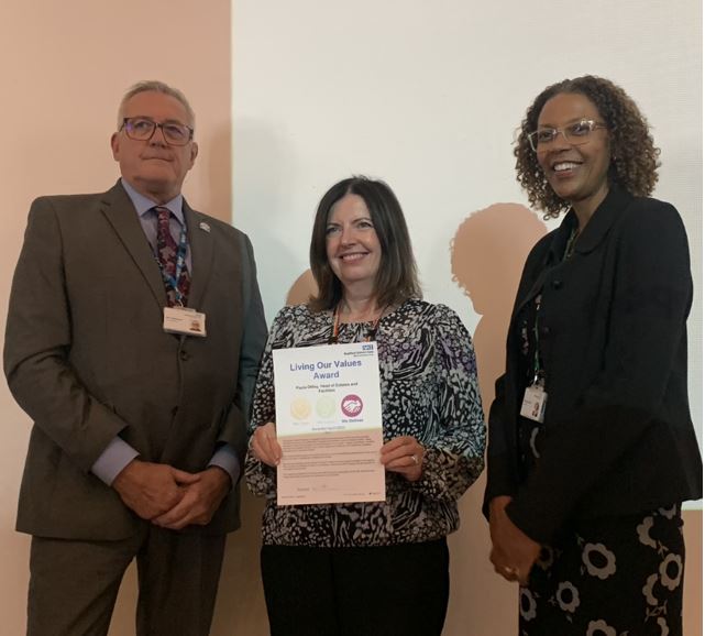EAF_at_BDCFT's tweet photo. Celebrating our Estates &amp; Facilities staff Award Winners at the Trust's Annual Members Meeting 2023. 
Well done Paula &amp; Dawn
 @bdcfft https://t.co/vQd1bkXI26