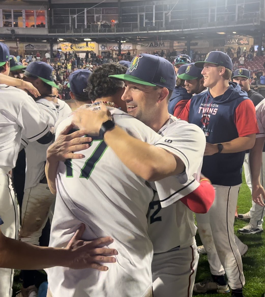 MCFick's tweet photo. Brian Dinkelman was drafted by the Minnesota Twins in 2006.

Made his MLB debut with them in 2011.

Started his coaching career with them in 2013.

Named manager of the Cedar Rapids Kernels in 2019.

Wins a Midwest League title in 2023.

17 years. One organization. What a ride. https://t.co/FHjJF4HDFi