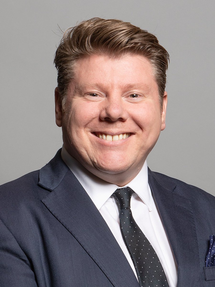 Save_our_Kytes's tweet photo. #SaveKytesEstate
Watford  MP Dean Russel .to meet with the tenants . 

https://t.co/VgInSU7STD https://t.co/6y53MqzY7l