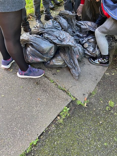 Thank you St Matthew's School Year 5 for picking up so much litter around the church!