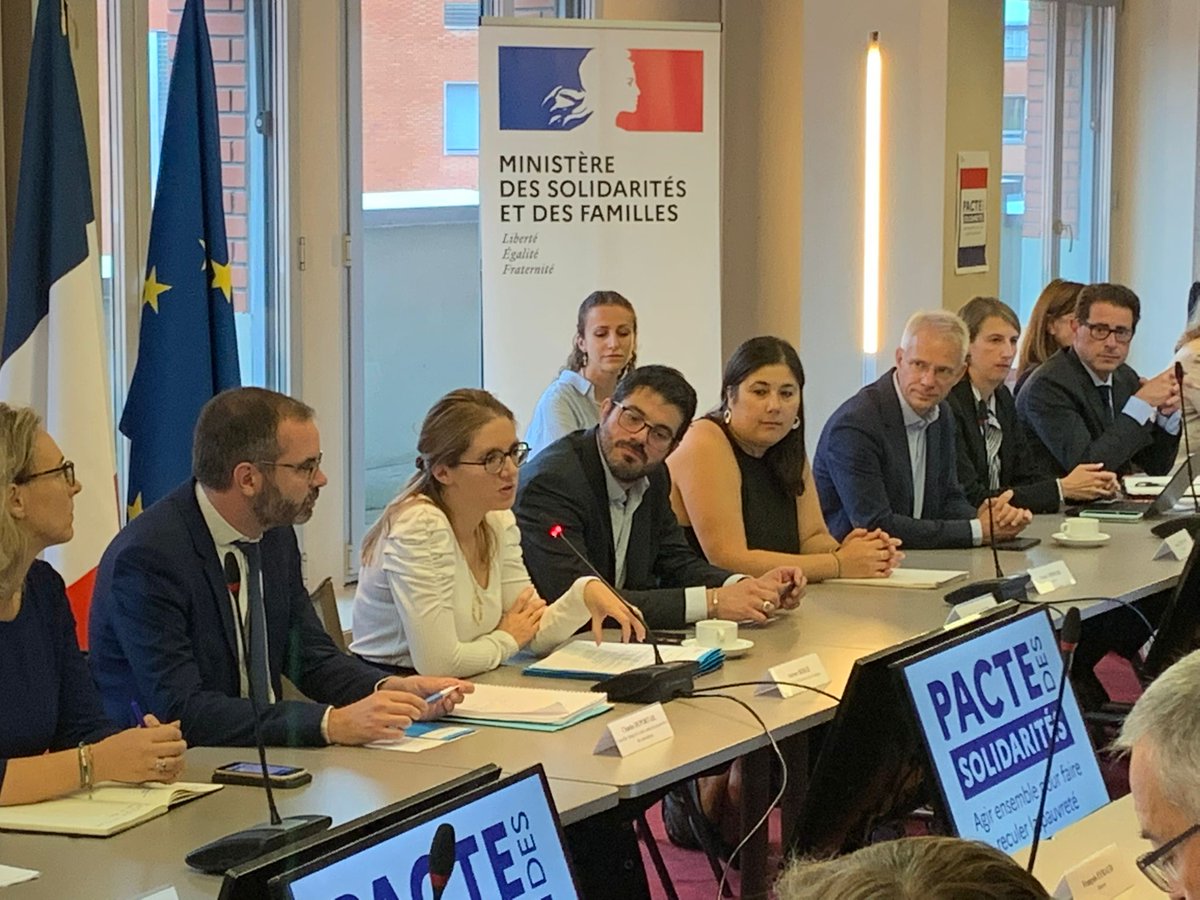 pepsicofrance's tweet photo. En plus de nos partenariats avec #Andes &amp; @MiiMOSA_fr, nous avons répondu à l’appel du Gouvernement dans cet élan de solidarité :
➡️Don financier aux #RestosduCœur.
➡️Don de 1500 palettes de produits aux @restosducoeur, @BanquesAlim , #EnsemblepourMieuxVivre &amp; @AssoANDES. https://t.co/xJ8jfOg2Co