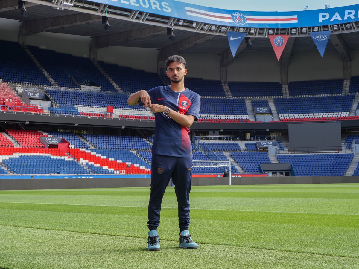 ✍🏽✍🏽 Une année de plus à la maison ICI C’EST PARIS 🫡🔴🔵