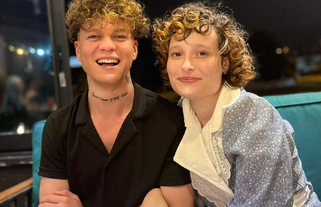 Afganistan'dan Taliban zulmünden kaçan Ali ve Yağmur'un yolları Sakarya'da kesişti. Polisin kimlik tespitiyle Ali önce İzmit sonrasında Van Geri Gönderme Merkezi'ne gönderildi. Deport edilme ihtimali var. Yağmur onun için mücadele ediyor. Seslerini duyulsun Ali deport edilmesin!