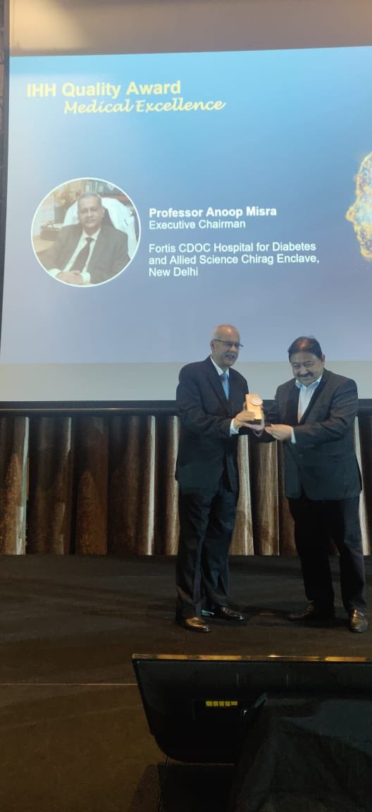 docanoopmisra's tweet photo. I am pleased to announce that I have been conferred medical excellence award (IHH Medical Excellence) at Singapore https://t.co/Cxvr9UhJv7