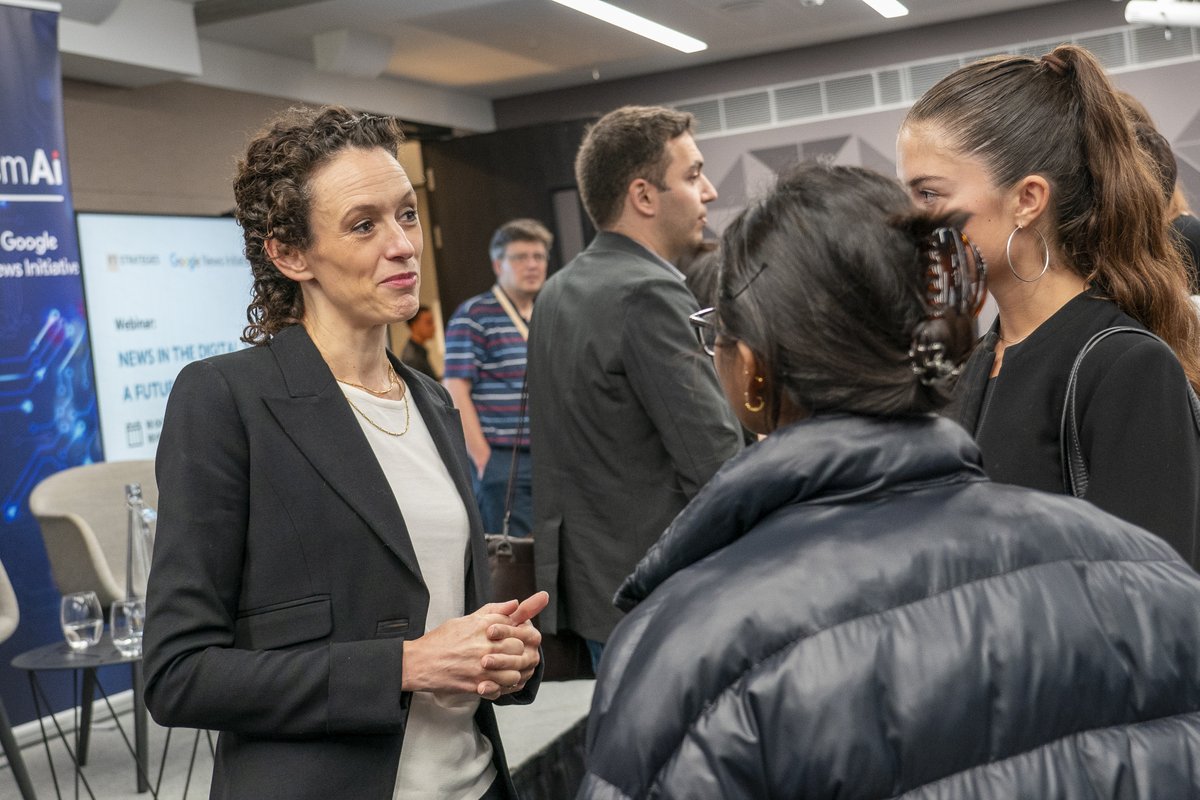 PolisLSE's tweet photo. A fantastic turnout, both online and in person, for last night's event to launch our 2023 report #GeneratingChange with @GoogleNewsInit! 🤩
#JournalismAI
Follow the thread for more 📸🧵👇 https://t.co/KxiYD5kYY9