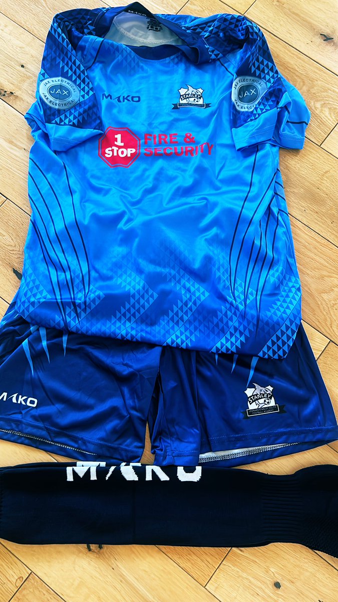 Stanley_Sharks's tweet photo. The brand new kits have arrived for @Stanley_Sharks - the lionesses also have brand new kit this season. Exciting times with new sponsors &amp; the new renovations at the club house #sharks #grassrootsfootball https://t.co/clXPkjnCQ1