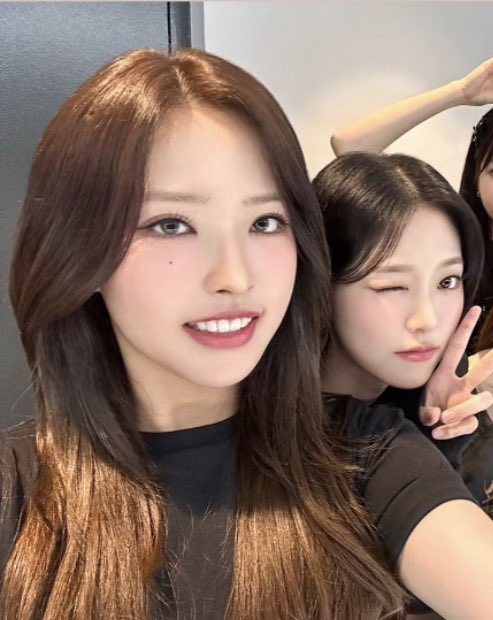 thinking about hyunhye¹² (@hyunhyethinker) on Twitter photo 