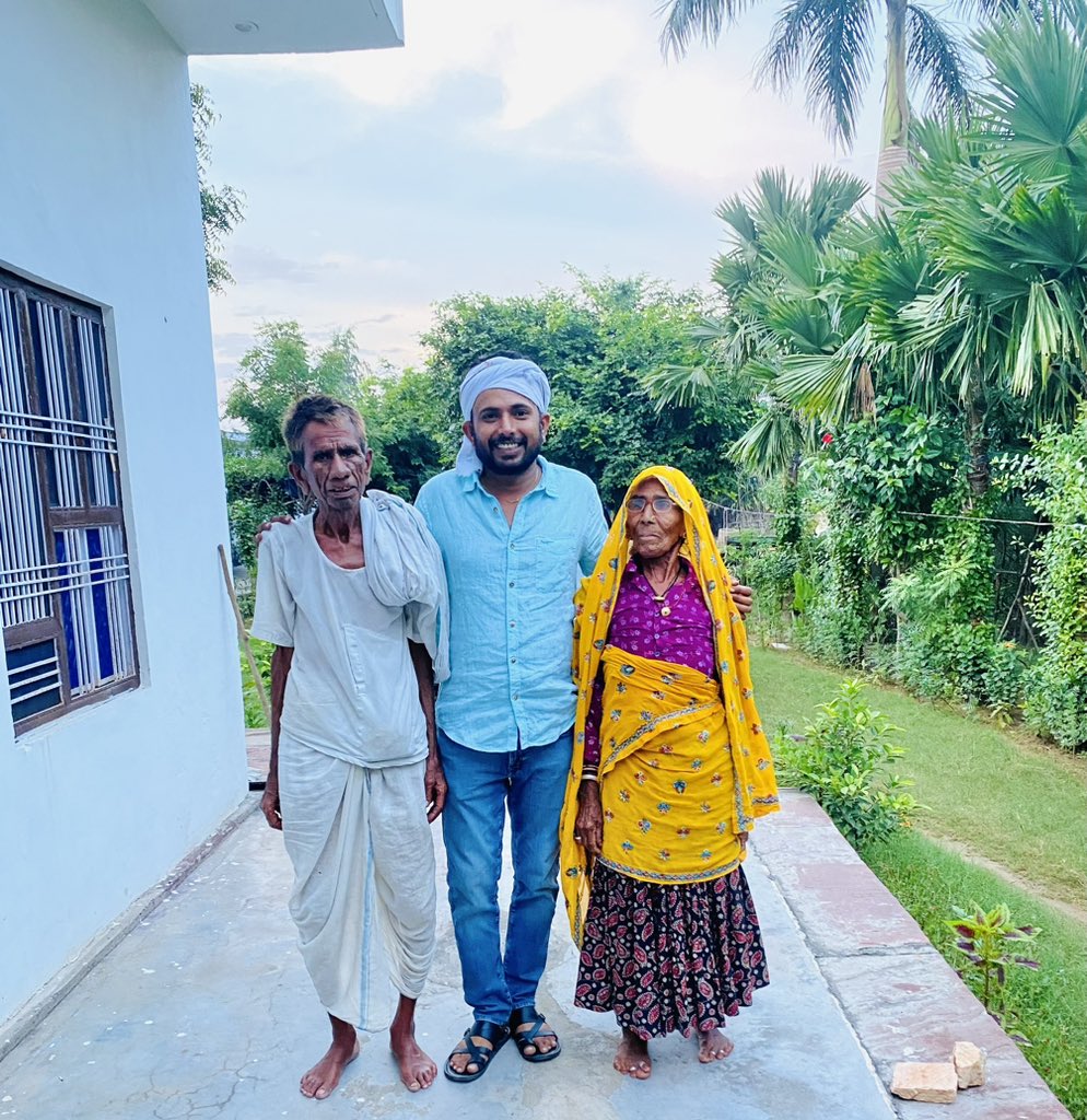 Arjun_Mehar's tweet photo. गाँव में जीजी-भाया के साथ..! ❤️ https://t.co/eUuZ03qLQo