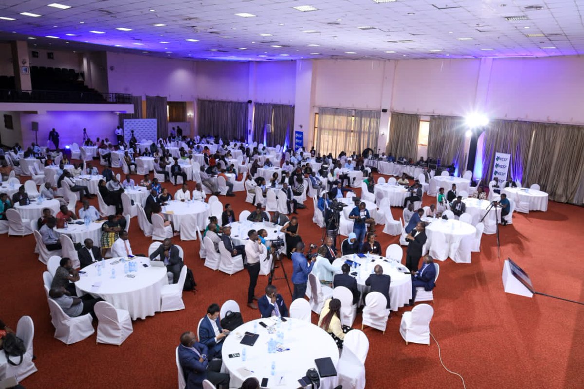 GovUganda's tweet photo. Who's considered an "employer"? In legal terms, it covers various entities: the Govt, registered companies, partnerships,trustees, & businesses under the law. Even the managers & subcontractors providing employees can be employers,ensuring fair labor practices. #NSSFCompliance https://t.co/KudSy6SAMI