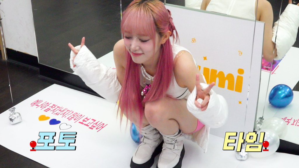 [🎥] #YENA YouTube update 

YENA(최예나) - 1ST FAN MEETING Behind in Bangkok

▶️ youtu.be/pbnsgH7itPM?si… 

#최예나 #예나 #イェナ #CHOIYENA #YENA <a href="/YENA_OFFICIAL/">최예나</a>