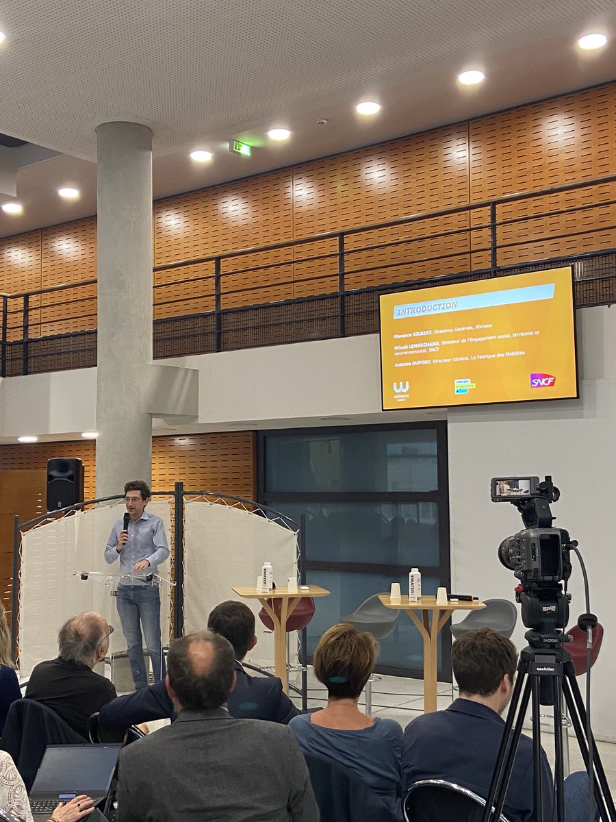 Wimoov (@wimoov) on Twitter photo Démarrage de la journée de la #mobilité inclusive à Paris aux côtés de la <a href="/fab_mob/">La Fabrique des Mobilités</a> et <a href="/GroupeSNCF/">Groupe SNCF</a>.
Merci @antoine_dpnt ,M. LEMARCHAND et <a href="/Flo_Gilbert/">Florence Gilbert</a> de donner la voie à ces échanges sur l’intermodalité comme levier contre la voiture individuelle. 🚗
#SEM2023 #JMI #DGITM Démarrage de la journée de la #mobilité inclusive à Paris aux côtés de la <a href="/fab_mob/">La Fabrique des Mobilités</a> et <a href="/GroupeSNCF/">Groupe SNCF</a>.
Merci @antoine_dpnt ,M. LEMARCHAND et <a href="/Flo_Gilbert/">Florence Gilbert</a> de donner la voie à ces échanges sur l’intermodalité comme levier contre la voiture individuelle. 🚗
#SEM2023 #JMI #DGITM
