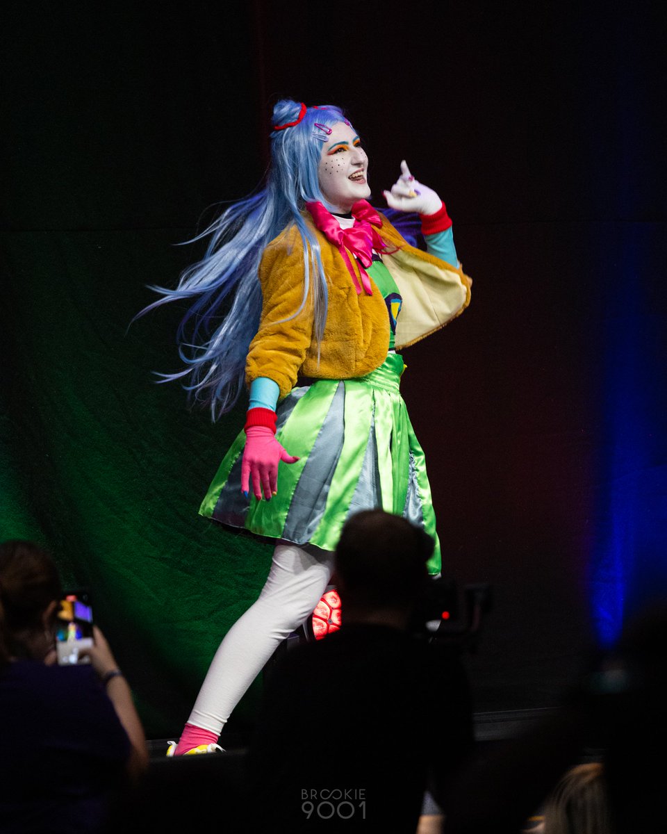 TeamTeamCosplay's tweet photo. Did you know that Ki, one of our directors, took home the best performance at @IGFestUK 's @Ubisoft_UK cosplay competition?🕺
@fairynovacos You rocked! @Brookie9001  took these amazing photos of them on stage🌟 
#cosplay #cosplayer #justdance #teamteamcosplay https://t.co/2hbbA24Hzn