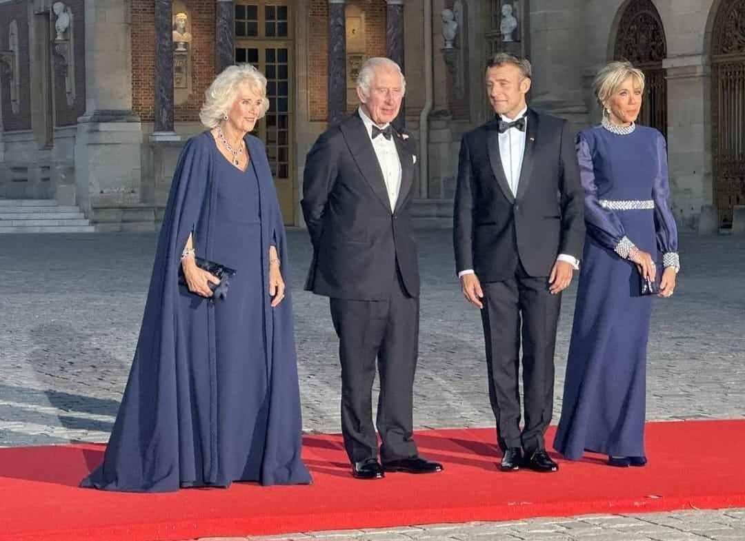 CerveauxNon's tweet photo. Du coup ils ont autorisé le port de l’abaya sur le tapis rouge ? https://t.co/XQpbcZVH7U