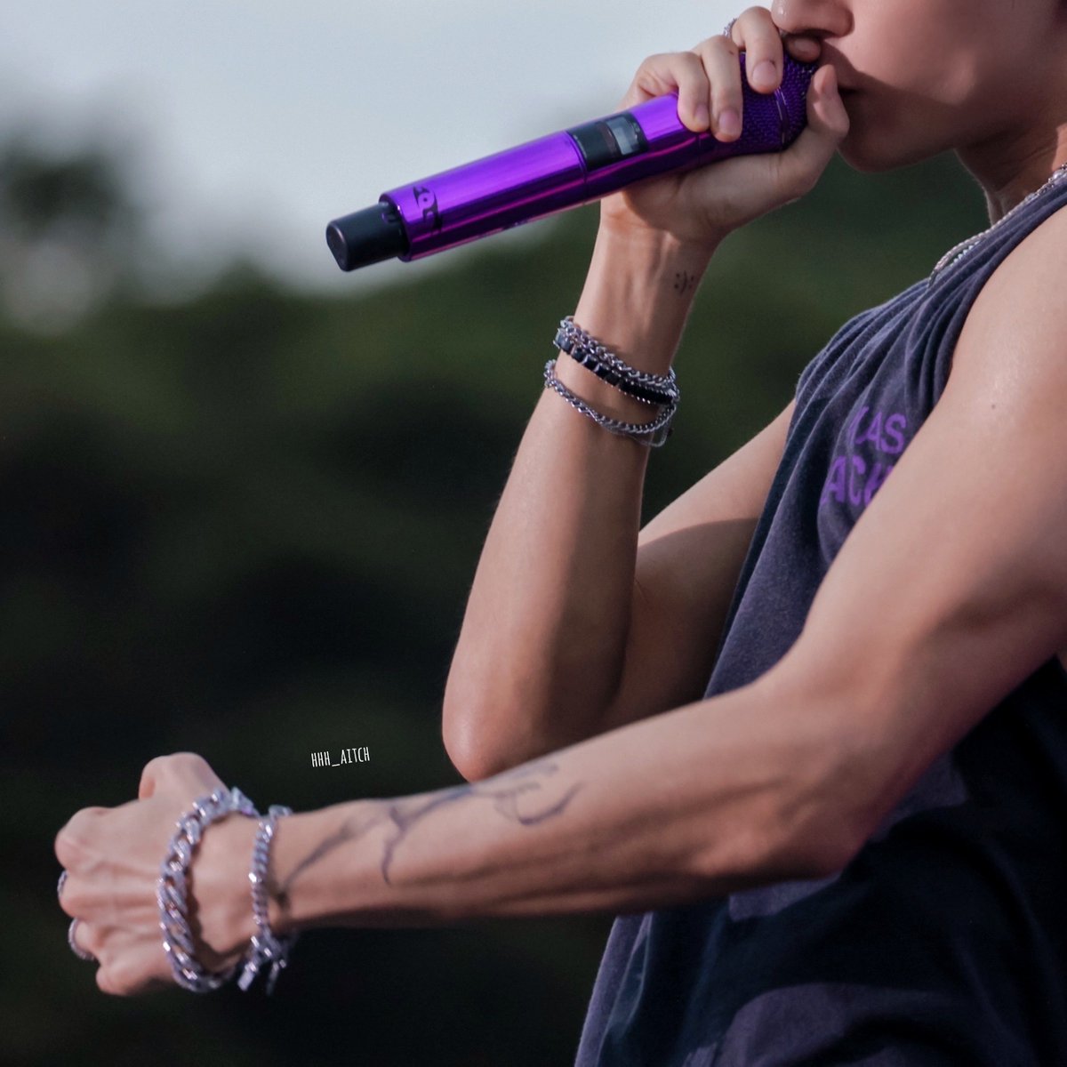 hhh_aitch's tweet photo. 230903 ์ฐฝ๊ท ์์ด์ ๋ฆฌ์คํํจ์คํฐ๋ฒ
๋งจ๋ ์ด๋ ๊ฒ ์ฌ์ง ํฌ๋กญํด๋ณด๊ณ
์ ๋ ๊ฒ ํฌ๋กญํด๋ณด๊ณ ์๋ฆฌ์กฐ๋ฆฌ ํด๋ณด๋ค๊ฐ
๊ทธ๋ฅ ๋ค์ฌ๋ฆฌ๊ธฐ๐ซ
#์ฐฝ๊ท #์์ด์ #IM #CHANGKYUN
#๋ชฌ์คํ์์ค #MONSTAX #MONSTA_X
#resffectfestival #resffectfestival2023 https://t.co/vpvRLpI222