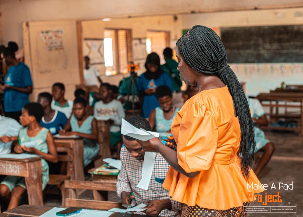 PacesettersGF's tweet photo. Have you heard about the multiplier effect?
At Pacesetters, we believe that when one person is impacted, that person impact at least one more person.
These are pictures of teachers learning how to sew reusable sanitary pads. 

#tbt
#makeapadproject
#multipliereffect
#impact
#pgf https://t.co/pTgpslF2tl