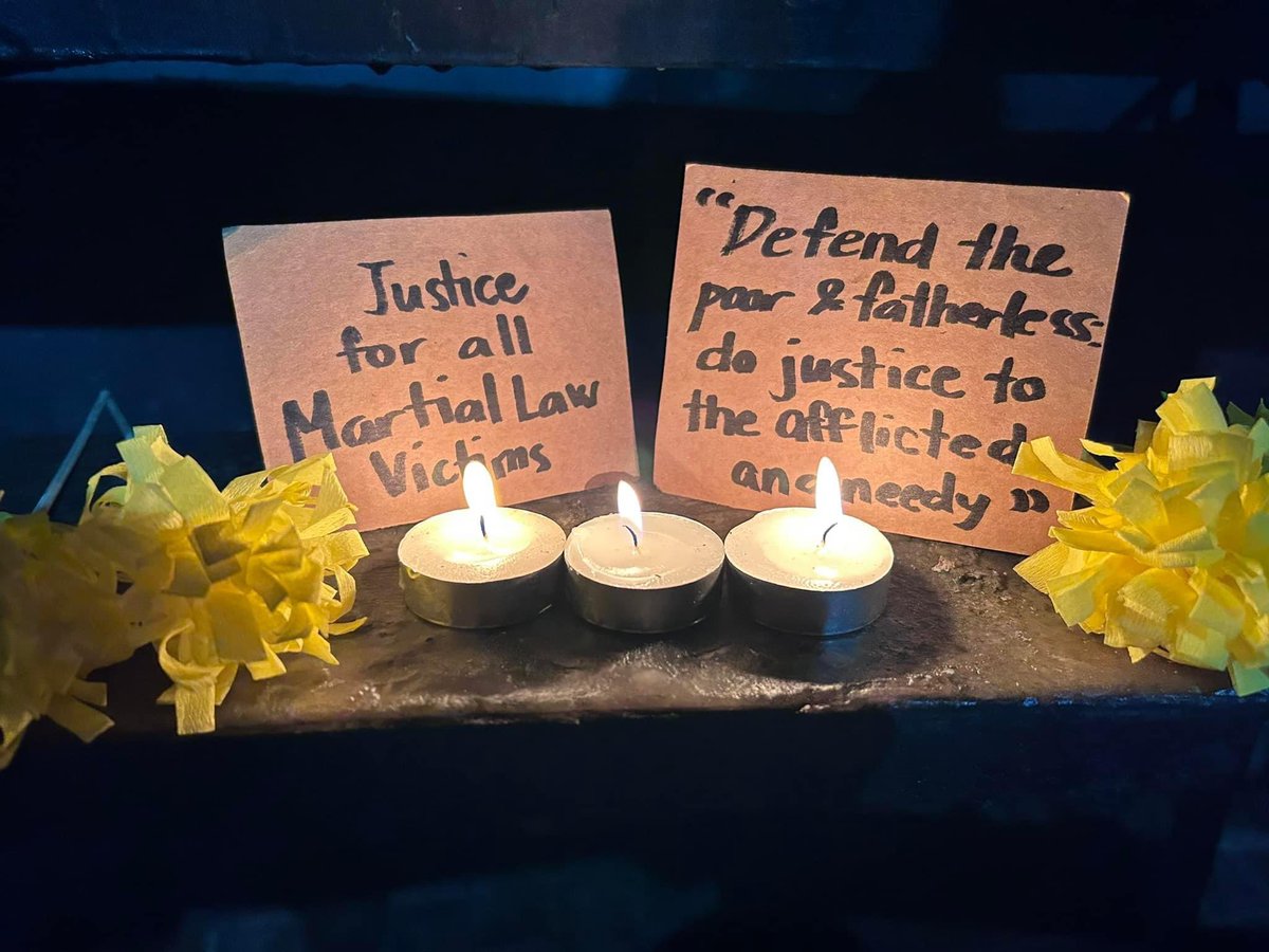 LFSCagValley's tweet photo. TUGUEGARAO CITY—Cagayan Valley socio-civic groups gathered for a candle-lighting ceremony to commemorate the 51st anniversary of the Martial Law declaration. Posters containing the call, “Never Forget! Never Again!” were also put up in different areas. https://t.co/BauoKAwDrM