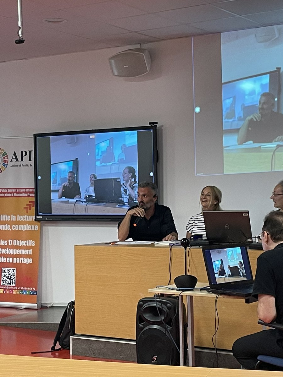20spaceman's tweet photo. 🌍💻Les Rencontres Afrique-France du logiciel libre💻🌍
Prise de parole de Manu reynaud 2ème adjoint au maire de Montpellier et Président du groupe écologiste au conseil municipal.
@Montpellibre, @apifrorg, @epf_ingenieurs @univpaulvalery @montpellier @Montpellier3M @MDelafosse https://t.co/08lnkXomWP