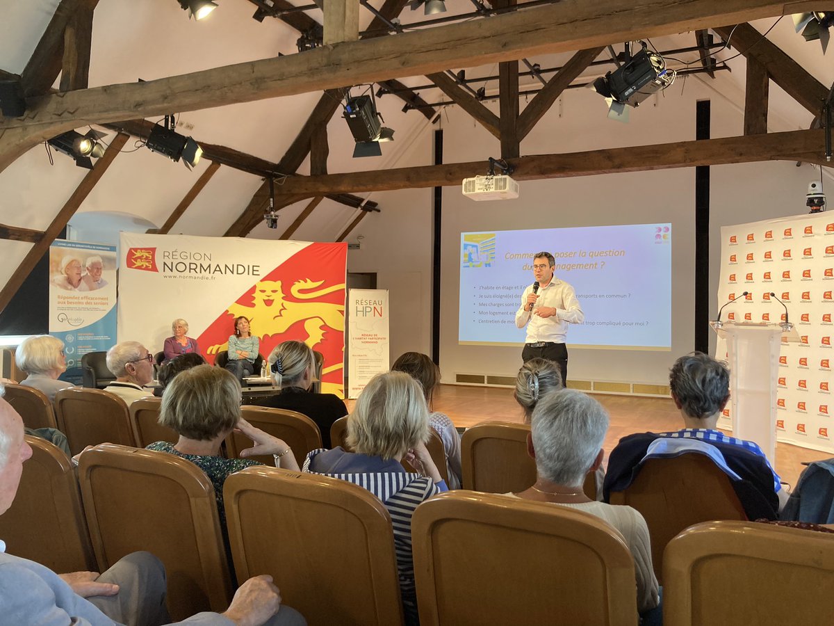 valerie egloff tweet media